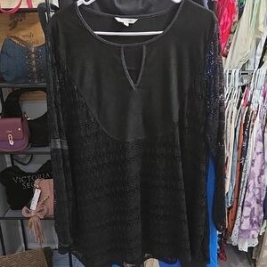 John Mark Black Lace-Overlay Long Sleeve Tunic with Keyhole
